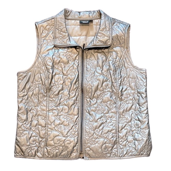 ONQUE Casual Size 1X Silver Quilted Zip-Up Vest with Pockets - Picture 1 of 4